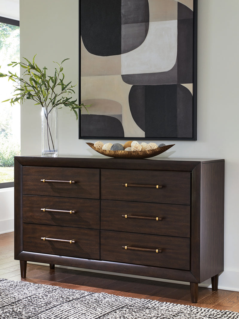 Lavish Furniture Outlet - Ashley Furniture - Dantenton Bedroom - Dresser / Merlot - B611-31